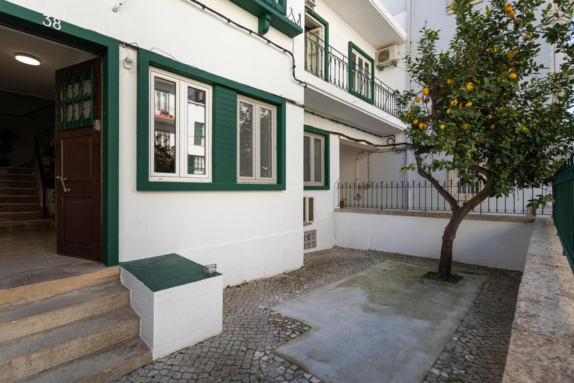 Lemon Hostel Faro Bagian luar foto