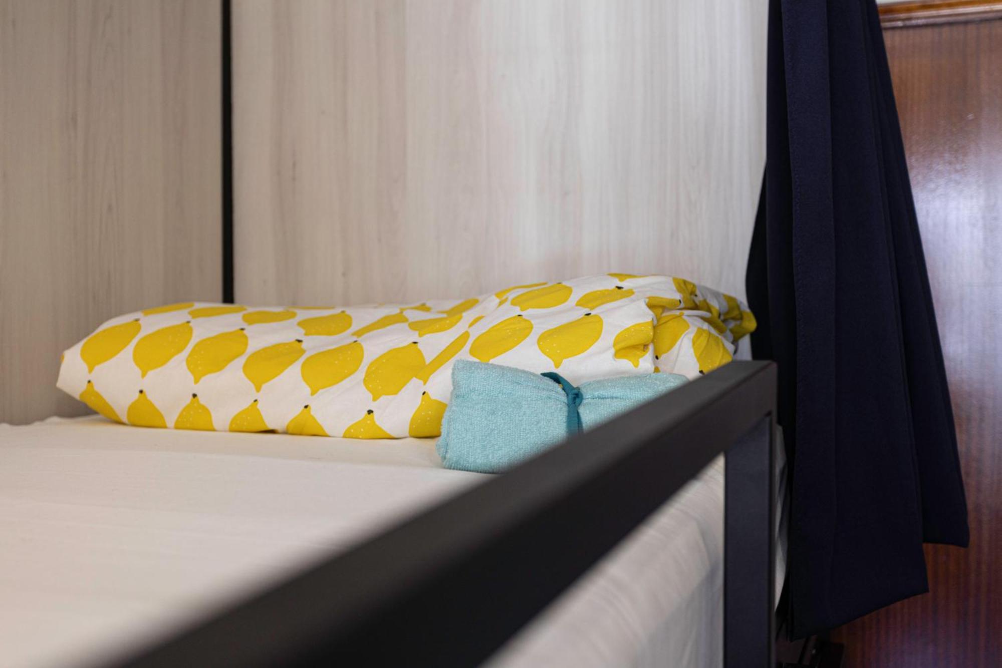 Lemon Hostel Faro Bagian luar foto